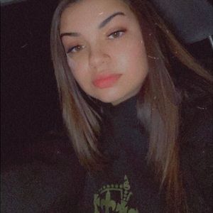 Meet your Posher, Marcy